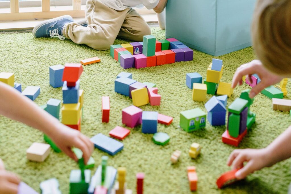 Read more about the article 15 Different Types of Building Blocks Toys – Which One To Choose?
