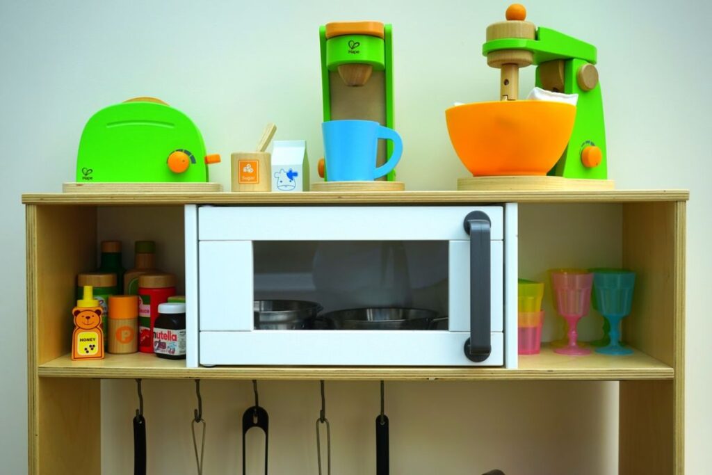 Read more about the article Should You Buy A Play Kitchen Or Play Food Set?